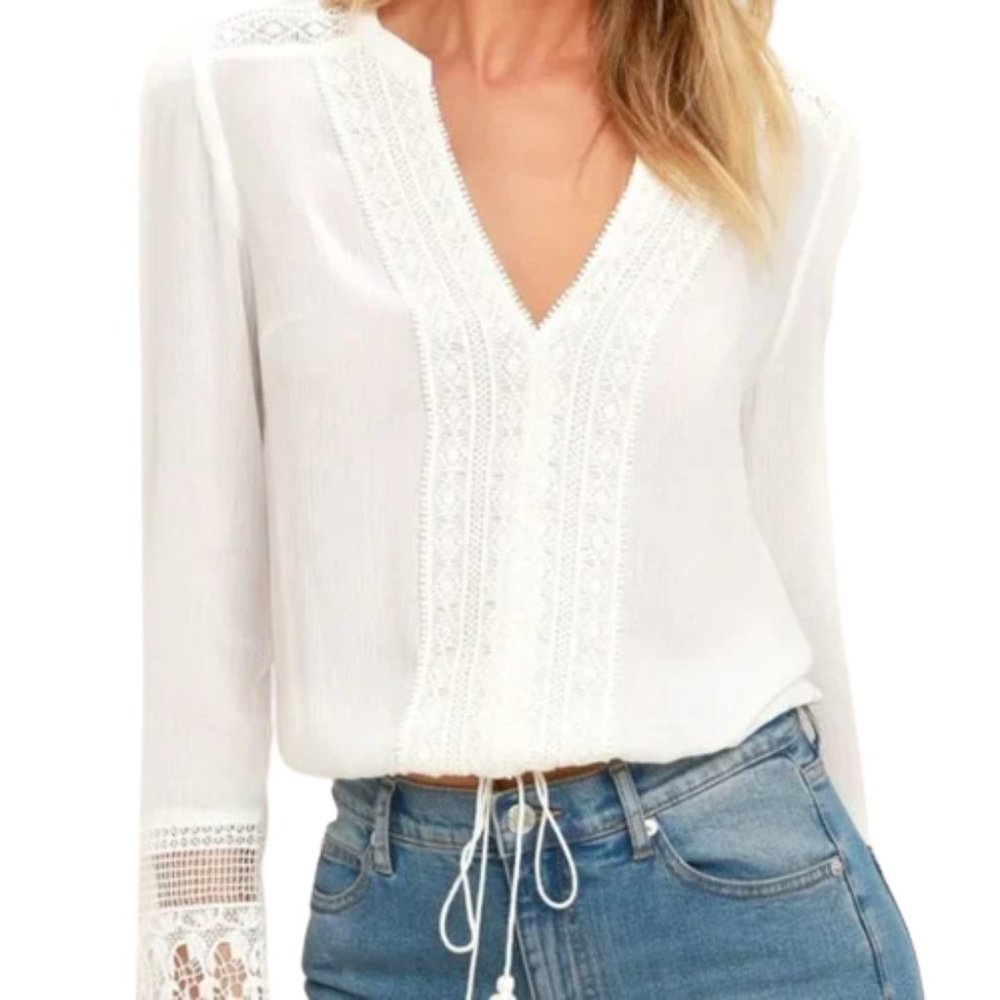 Lulu’s Bali Daydream White Lace Long Sleeve Top